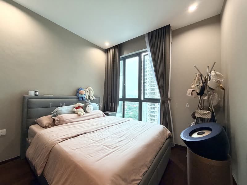 Thomson Three, 43 Bright Hill Drive, 2 Bedrooms, 732 sqft, Condominium For Sale, by Emmanuel Chia, 500116754 - Bedroom - PropertyGuru.com.sg