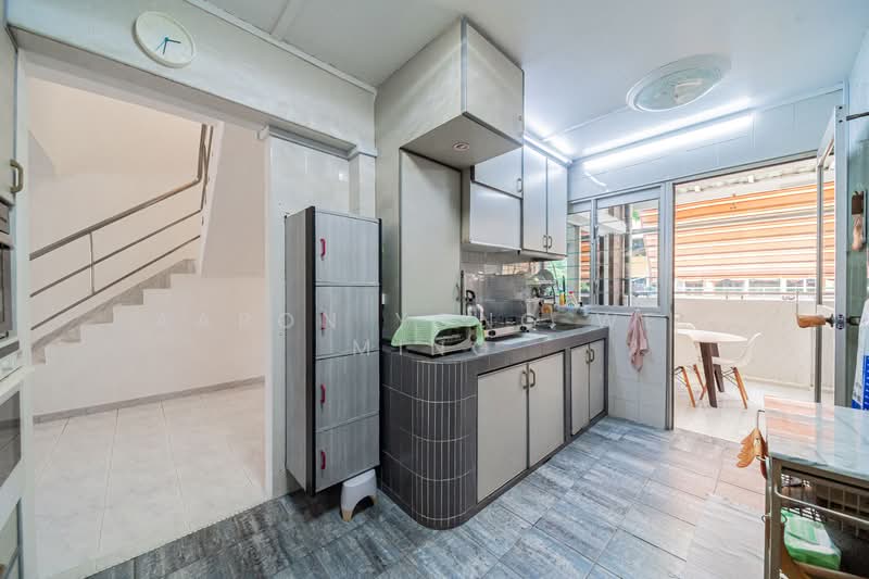 101 Pasir Ris Street 12, 101 Pasir Ris Street 12, 4 Bedrooms, 1,571 sqft, HDB Flat For Sale, by Aaron Yong Wei Ming, 500116758 - Kitchen - PropertyGuru.com.sg
