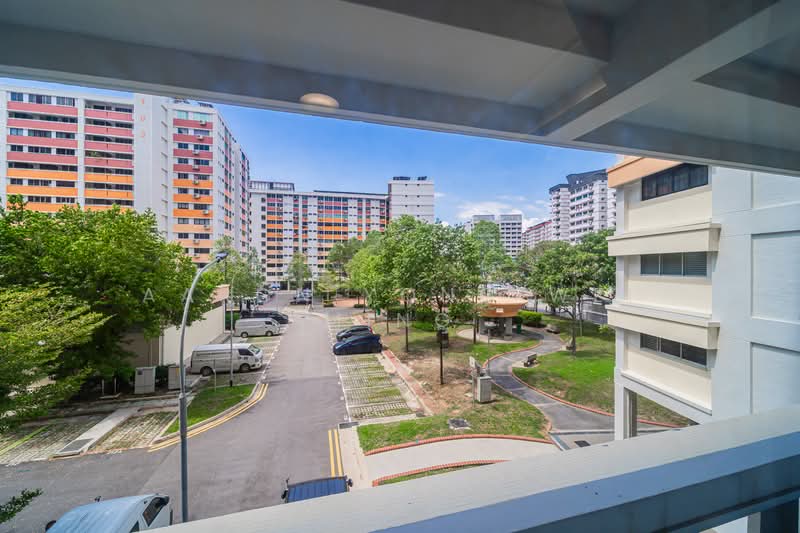 101 Pasir Ris Street 12, 101 Pasir Ris Street 12, 4 Bedrooms, 1,571 sqft, HDB Flat For Sale, by Aaron Yong Wei Ming, 500116758 - Exterior - PropertyGuru.com.sg