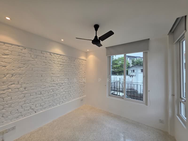 Greenwood 2+1 Walkup Near RGPS, Greenwood Avenue, 2 Bedrooms, 1,102 sqft, Walk-up Apartment For Sale, by Susan Prior, 500116760 - Interior - PropertyGuru.com.sg