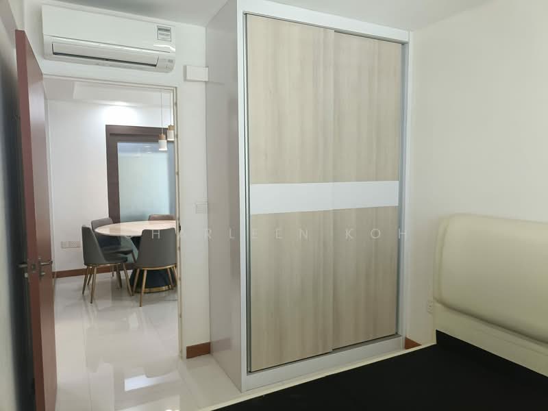 815A Choa Chu Kang Avenue 7, 815A Choa Chu Kang Avenue 7, 3 Bedrooms, 1,043 sqft, HDB Flat For Rent, by Charleen Koh, 500116766 - Bed Room 3 wardrobe - PropertyGuru.com.sg
