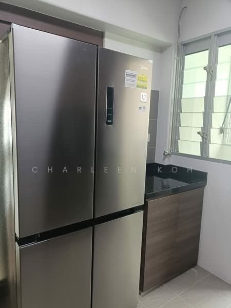 815A Choa Chu Kang Avenue 7, 815A Choa Chu Kang Avenue 7, 3 Bedrooms, 1,043 sqft, HDB Flat For Rent, by Charleen Koh, 500116766 - Kitchen - PropertyGuru.com.sg