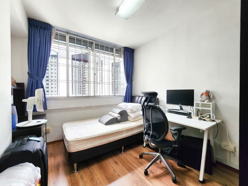 84 Lorong 2 Toa Payoh, 84 Lorong 2 Toa Payoh, 4 Bedrooms, 1,345 sqft, HDB Flat For Sale, by Pauline Chia, 500116769 - Bedroom - PropertyGuru.com.sg