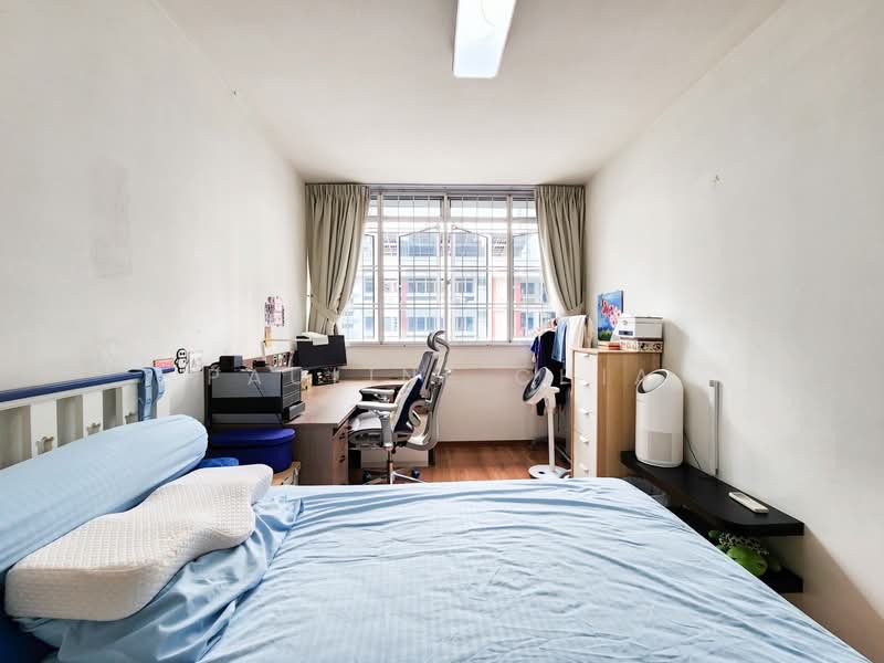 84 Lorong 2 Toa Payoh, 84 Lorong 2 Toa Payoh, 4 Bedrooms, 1,345 sqft, HDB Flat For Sale, by Pauline Chia, 500116769 - Bedroom - PropertyGuru.com.sg