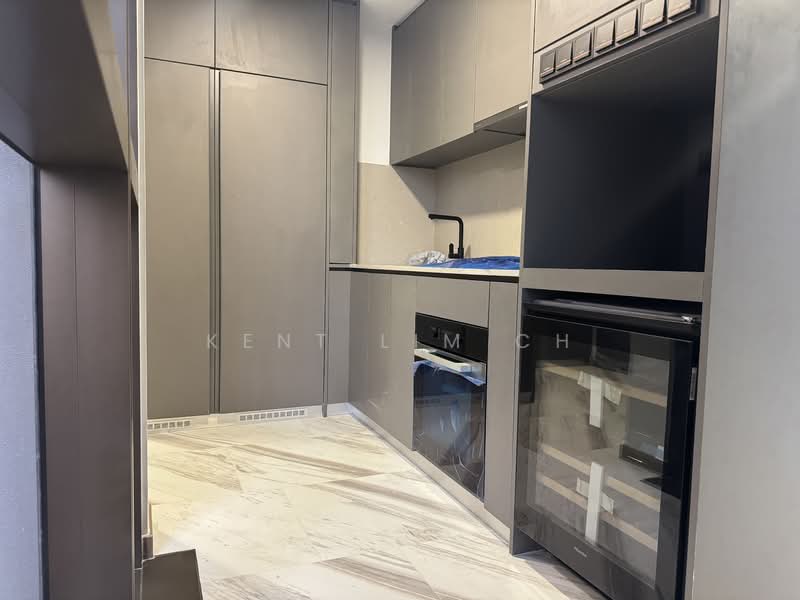 The Landmark, 173 Chin Swee Road, 3 Bedrooms, 1,076 sqft, Condominium For Rent, by Kent Lim CH, 500116777 - Kitchen - PropertyGuru.com.sg