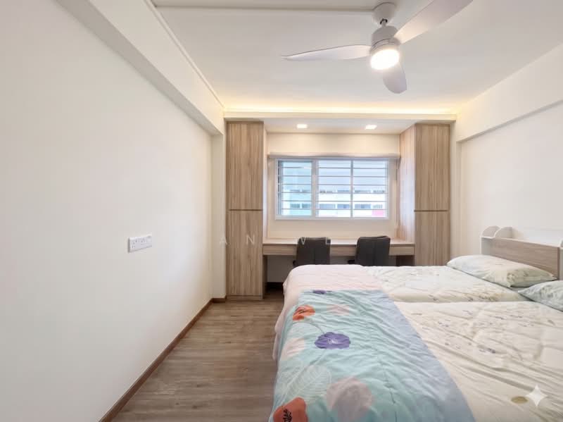 403 Pandan Gardens, 403 Pandan Gardens, 3 Bedrooms, 1,119 sqft, HDB Flat For Sale, by Tan Wei, 500116780 - Bedroom 1 - PropertyGuru.com.sg