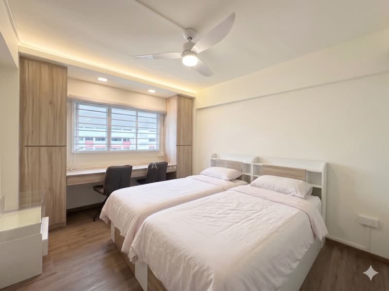 403 Pandan Gardens, 403 Pandan Gardens, 3 Bedrooms, 1,119 sqft, HDB Flat For Sale, by Tan Wei, 500116780 - Bedroom 1 - PropertyGuru.com.sg