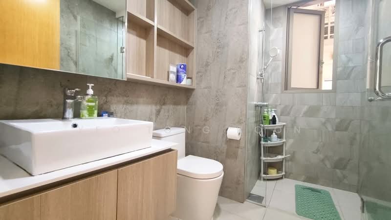 The Vales, 77 Anchorvale Crescent, 3 Bedrooms, 1,033 sqft, Condominium For Sale, by Yeo Tong Boon, 500116789 - Bathroom - PropertyGuru.com.sg