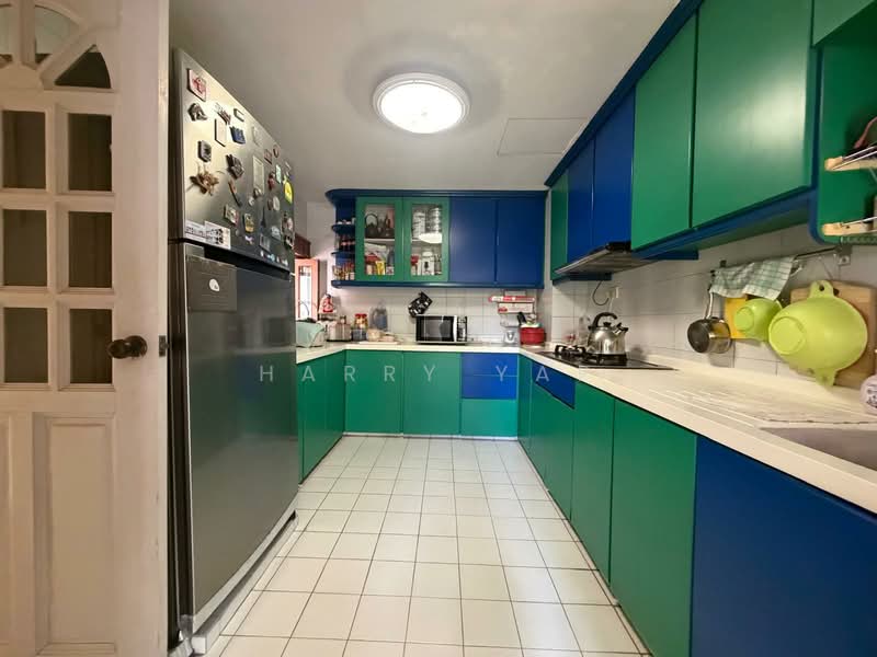 Jambol Place, Panjang Road, 4 Bedrooms, 2,598 sqft, Terraced House For Sale, by Harry Yap, 500116791 - Kitchen - PropertyGuru.com.sg