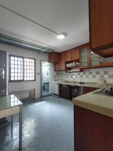 839 Jurong West Street 81, 839 Jurong West Street 81, 3 Bedrooms, 1,173 sqft, HDB Flat For Rent, by Joanne Tan Siew May, 500116805 - Kitchen - PropertyGuru.com.sg