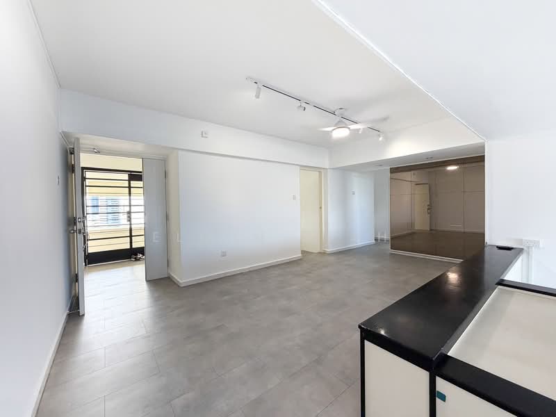 Ivory Heights, Jurong East Street 13, 3 Bedrooms, 1,668 sqft, Condominium For Sale, by Elonn Seah, 500116810 - Living Room - PropertyGuru.com.sg