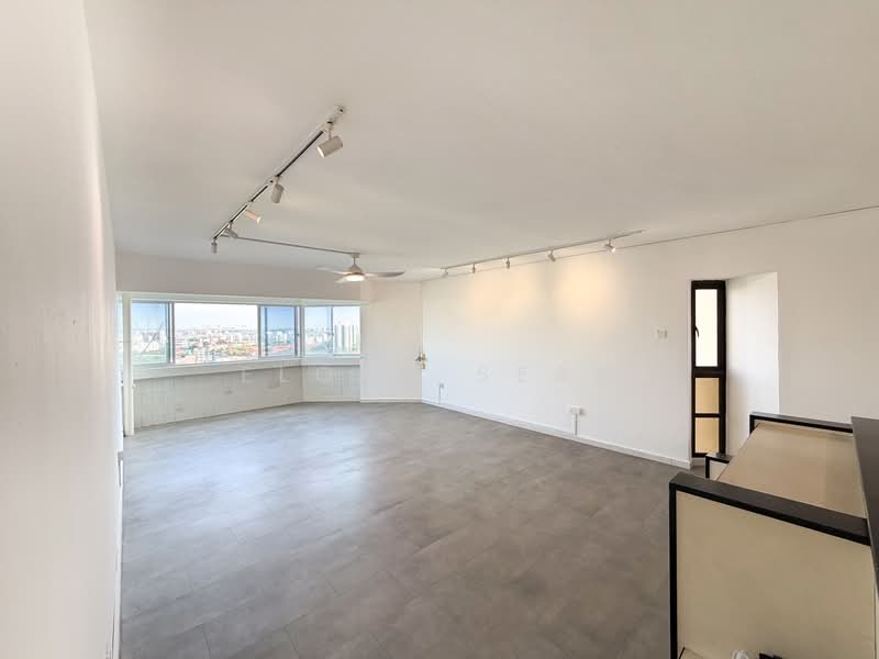 Ivory Heights, Jurong East Street 13, 3 Bedrooms, 1,668 sqft, Condominium For Sale, by Elonn Seah, 500116810 - Living Room - PropertyGuru.com.sg