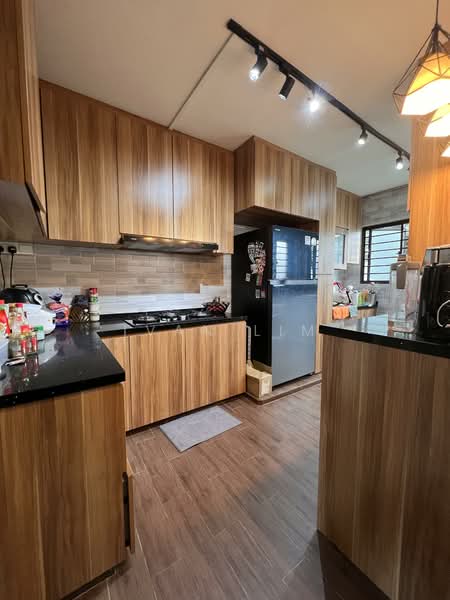 976 Hougang Street 91, 976 Hougang Street 91, 3 Bedrooms, 1,087 sqft, HDB Flat For Sale, by Ivan Lim, 500116821 - Kitchen - PropertyGuru.com.sg