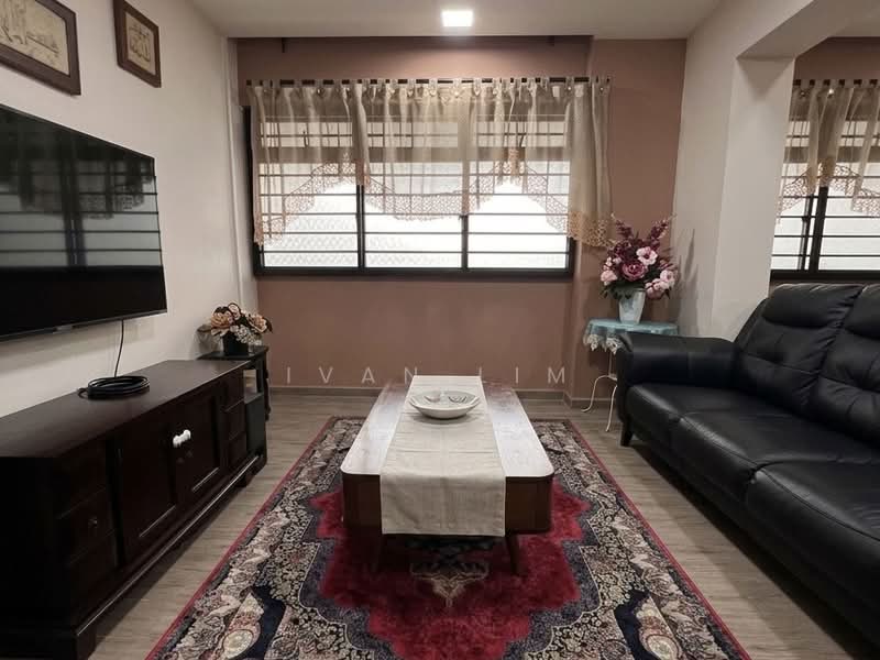 976 Hougang Street 91, 976 Hougang Street 91, 3 Bedrooms, 1,087 sqft, HDB Flat For Sale, by Ivan Lim, 500116821 - Living Room - PropertyGuru.com.sg