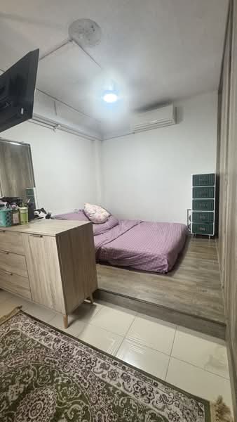 269 Yishun Street 22, 269 Yishun Street 22, 3 Bedrooms, 904 sqft, HDB Flat For Sale, by Em Akiak, 500116831 - Bedroom - PropertyGuru.com.sg