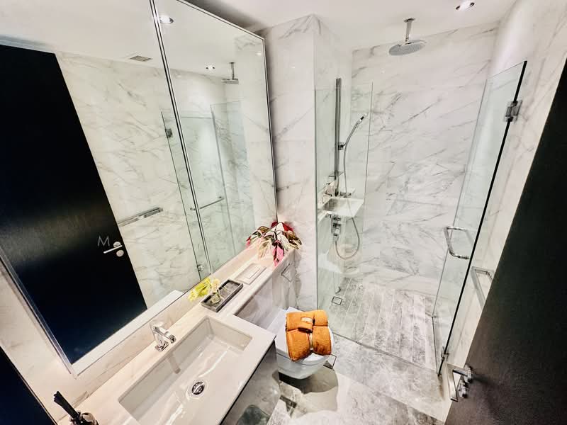 Midtown Bay, 122 Beach Road, 3 Bedrooms, 1,324 sqft, Condominium For Sale, by Murphy Lee 李国聪, 500116834 - Bathroom - PropertyGuru.com.sg