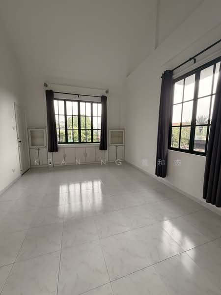 Greenleaf place, Greenleaf place, 5 Bedrooms, 4,500 sqft, Semi-Detached House For Rent, by Kean Ng 黄和杰, 500116835 - Living Room - PropertyGuru.com.sg