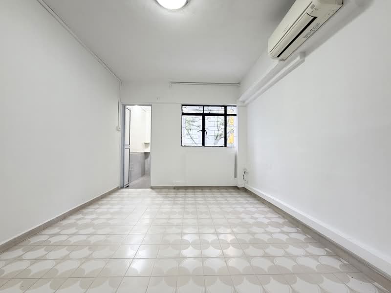 906 Tampines Avenue 4, 906 Tampines Avenue 4, 3 Bedrooms, 1,119 sqft, HDB Flat For Sale, by WeiPin Oon, 500116841 - Interior - PropertyGuru.com.sg