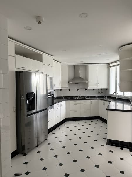 Fontana Heights, 39 Mount Sinai Road, 4 Bedrooms, 3,563 sqft, Condominium For Rent, by Audrey Wong, 500116845 - Kitchen - PropertyGuru.com.sg