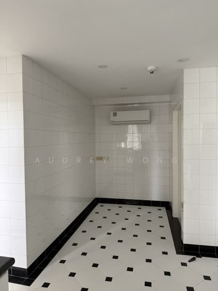 Fontana Heights, 39 Mount Sinai Road, 4 Bedrooms, 3,563 sqft, Condominium For Rent, by Audrey Wong, 500116845 - Interior - PropertyGuru.com.sg