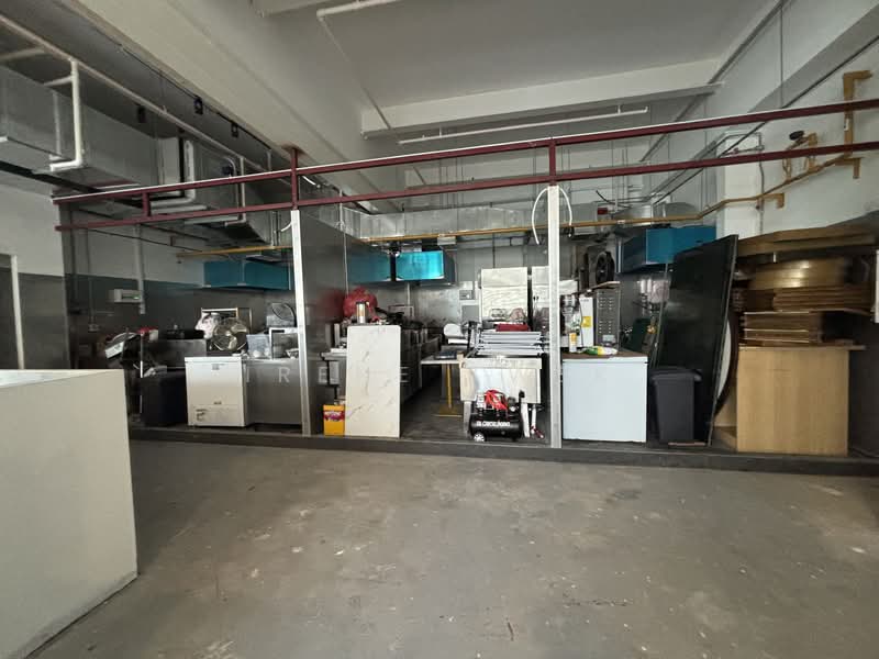 Hola Centre, 65 Ubi Crescent, 2,000 sqft, Food & Beverage For Rent, by Irene Kwek, 500116855 - Kitchen - CommercialGuru.com.sg