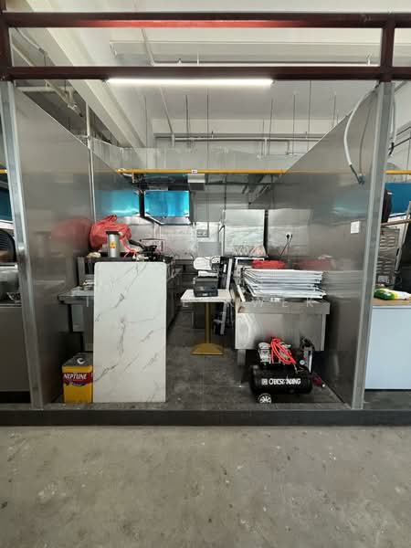 Hola Centre, 65 Ubi Crescent, 2,000 sqft, Food & Beverage For Rent, by Irene Kwek, 500116855 - Kitchen - CommercialGuru.com.sg