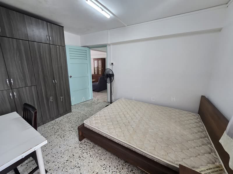 2 Holland Avenue, 2 Holland Avenue, 2 Bedrooms, 700 sqft, HDB Flat For Rent, by Ethan Lee C H, 500116876 - Bedroom - PropertyGuru.com.sg