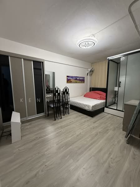 93 Commonwealth Drive, 93 Commonwealth Drive, 3 Bedrooms, 700 sqft, HDB Flat For Rent, by Kenneth Ng K L, 500116878 - Master Bedroom - PropertyGuru.com.sg