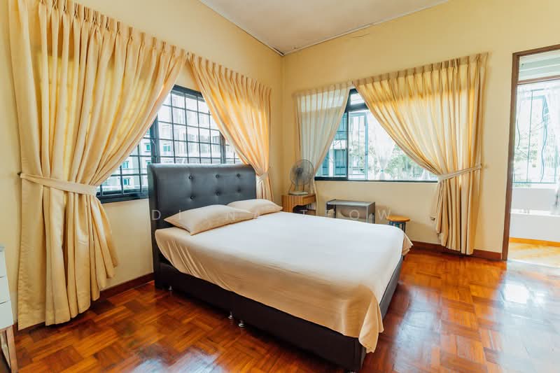 Joo Chiat Corner Terrace, , 5 Bedrooms, 3,500 sqft, Corner Terrace For Sale, by Diana Teow, 500116898 - Bedroom - PropertyGuru.com.sg