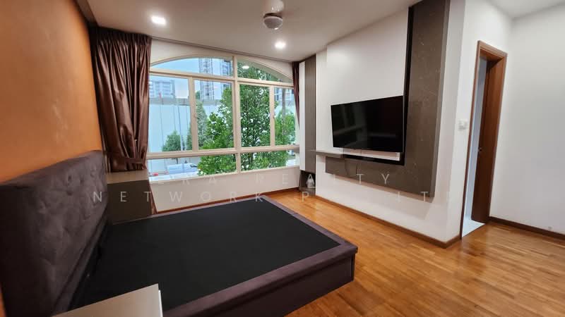 Horizon Gardens, Ang Mo Kio Avenue 2, 5 Bedrooms, 2,992 sqft, Cluster House For Rent, by ERA REALTY NETWORK PTE LTD, 500116900 - Bedroom - PropertyGuru.com.sg
