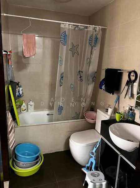 Ventura View, 16 Rambutan Road, 1 Bedroom, 1,162 sqft, Condominium For Sale, by Aden Yang, 500116911 - Bathroom - PropertyGuru.com.sg