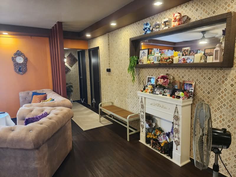 472 Sembawang Drive, 472 Sembawang Drive, 3 Bedrooms, 1,399 sqft, HDB Flat For Sale, by Saravanan (Van), 500116914 - Living Room - PropertyGuru.com.sg
