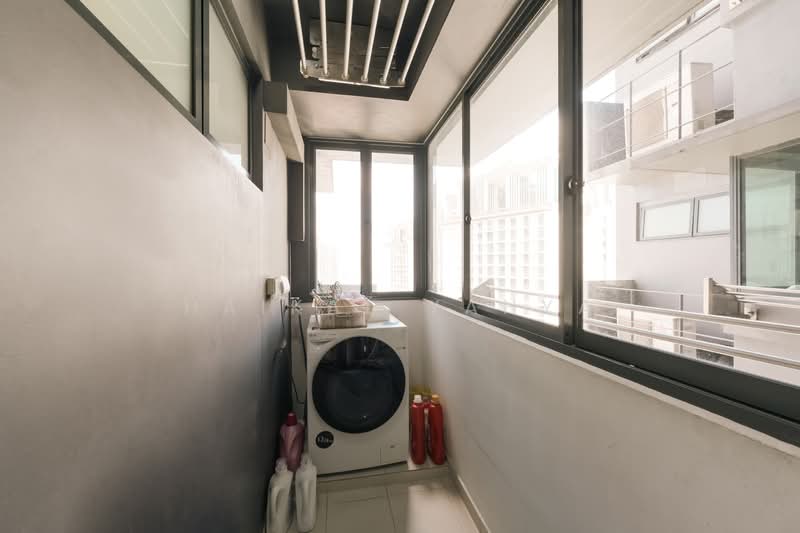 92 Dawson Road, 92 Dawson Road, 3 Bedrooms, 1,065 sqft, HDB Flat For Sale, by Haikal Yahya, 500116938 - Balcony - PropertyGuru.com.sg