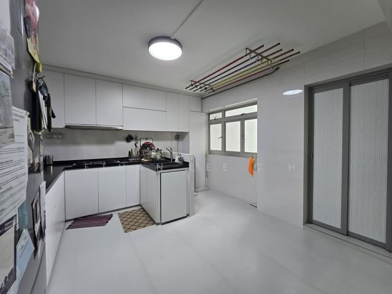 188 Pasir Ris Street 12, 188 Pasir Ris Street 12, 4 Bedrooms, 1,335 sqft, HDB Flat For Sale, by Ethan Lee C H, 500116943 - Kitchen - PropertyGuru.com.sg