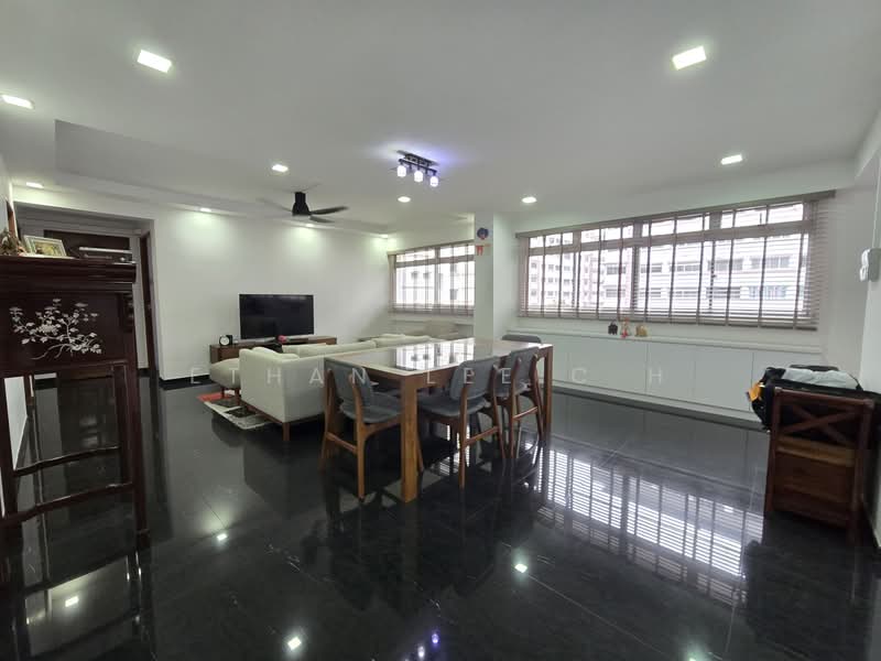 188 Pasir Ris Street 12, 188 Pasir Ris Street 12, 4 Bedrooms, 1,335 sqft, HDB Flat For Sale, by Ethan Lee C H, 500116943 - Living Room - PropertyGuru.com.sg