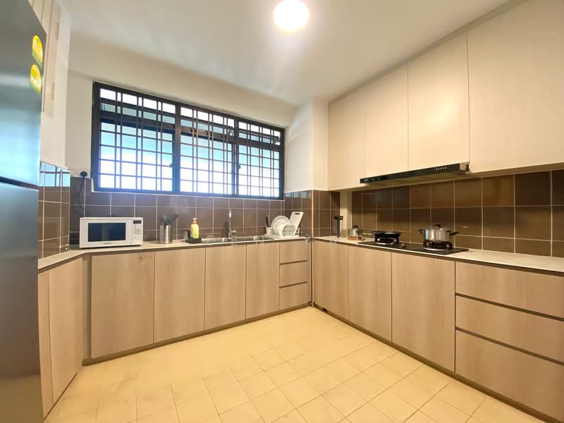 Pine Grove, 1N Pine Grove, Room Rental, 110 sqft, Condominium For Rent, by Leen Yap, 500116946 - Kitchen - PropertyGuru.com.sg
