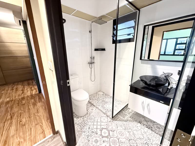 31 Ghim Moh Link, 31 Ghim Moh Link, 3 Bedrooms, 1,001 sqft, HDB Flat For Sale, by Kareen Tan 陳約廷, 500116952 - Bathroom - PropertyGuru.com.sg