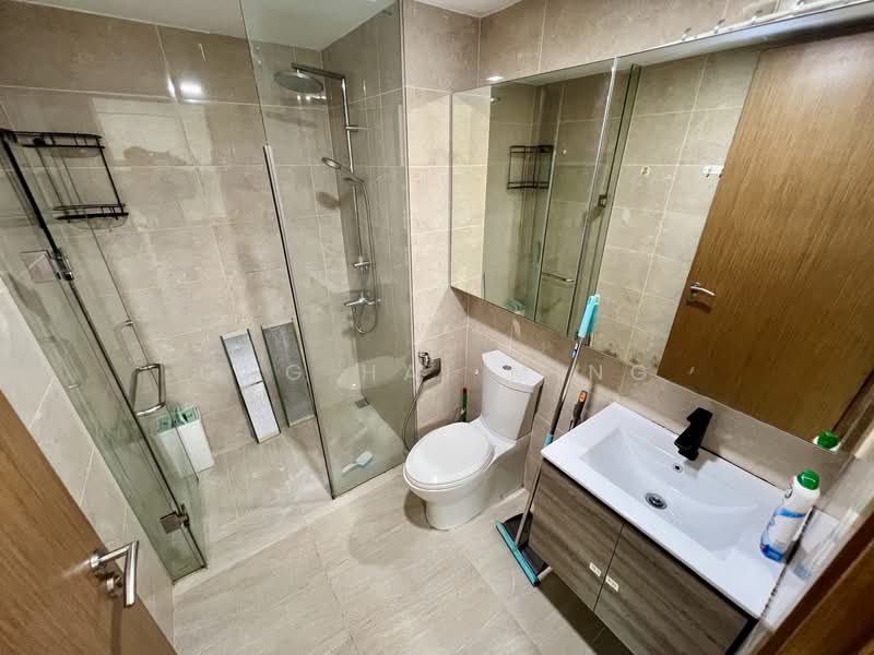 Kingsford Waterbay, 74 Upper Serangoon View, 1 Bedroom, 484 sqft, Condominium For Rent, by Ong Hai Ming, 500116953 - Bathroom - PropertyGuru.com.sg