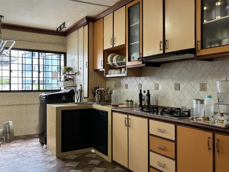286 Tampines Street 22, 286 Tampines Street 22, 3 Bedrooms, 1,109 sqft, HDB Flat For Sale, by Abbas Khan, 500116961 - Kitchen - PropertyGuru.com.sg