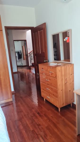 15 Jalan Riang, , Room Rental, 150 sqft, Terraced House For Rent, by Jenny Lum, 500116962 - Corridor - PropertyGuru.com.sg