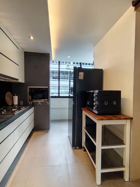 38 Kim Pong Road, 38 Kim Pong Road, 2 Bedrooms, 947 sqft, HDB Flat For Rent, by Bhavina Kaur, 500116973 - Kitchen - PropertyGuru.com.sg