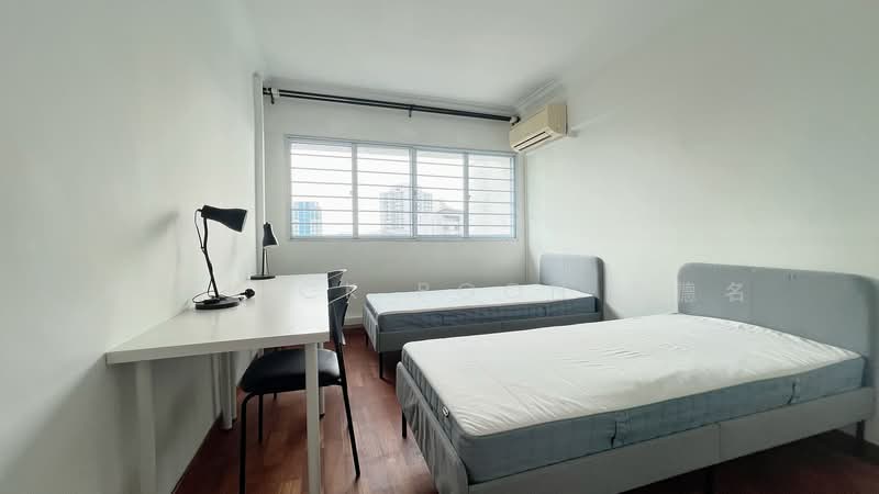 216 Jurong East Street 21, 216 Jurong East Street 21, 3 Bedrooms, 1,528 sqft, HDB Flat For Sale, by Patrick Poon 潘德名, 500116997 - Bedroom - PropertyGuru.com.sg