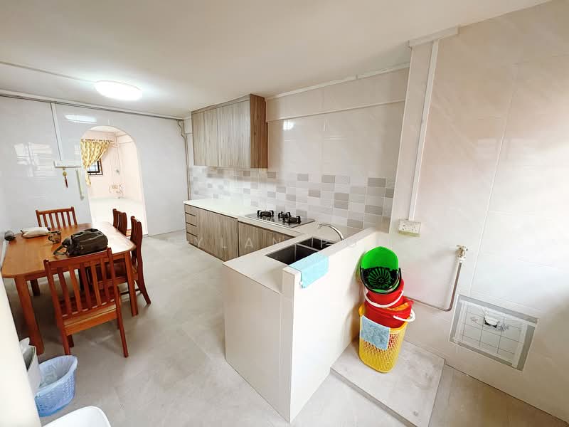 119 Ang Mo Kio Avenue 3, 119 Ang Mo Kio Avenue 3, 2 Bedrooms, 721 sqft, HDB Flat For Sale, by Dylan Poh, 500117003 - Kitchen - PropertyGuru.com.sg