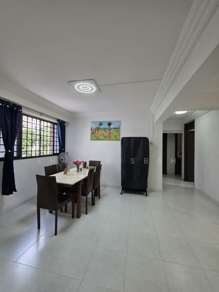804 Tampines Avenue 4, 804 Tampines Avenue 4, 3 Bedrooms, 1,302 sqft, HDB Flat For Sale, by Sham Misbah, 500117012 - Dining Room - PropertyGuru.com.sg