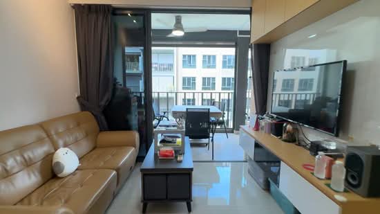 The Brownstone, 160 Canberra Drive, 3 Bedrooms, 936 sqft, Executive Condominium For Sale, by June Ling, 500117020 - PropertyGuru.com.sg