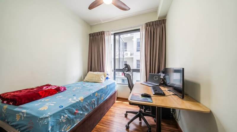 The Brownstone, 160 Canberra Drive, 3 Bedrooms, 936 sqft, Executive Condominium For Sale, by June Ling, 500117020 - Bedroom - PropertyGuru.com.sg