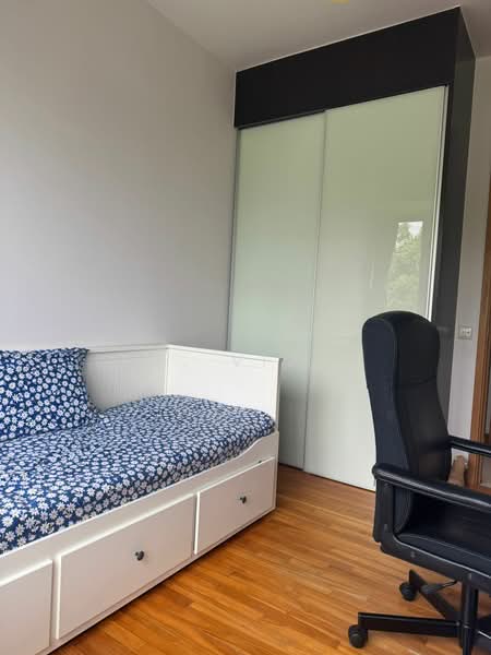 Waterfront Isle, 738 Bedok Reservoir Road, 3 Bedrooms, 1,224 sqft, Condominium For Rent, by PN. Vijay, 500117025 - Bedroom - PropertyGuru.com.sg