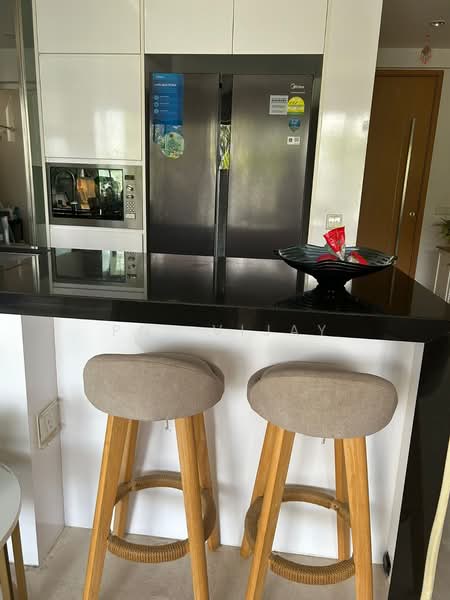 Waterfront Isle, 738 Bedok Reservoir Road, 3 Bedrooms, 1,224 sqft, Condominium For Rent, by PN. Vijay, 500117025 - Kitchen - PropertyGuru.com.sg