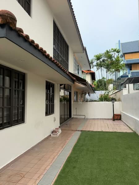 Eng Kong Garden, Eng Kong Garden, 4 Bedrooms, 2,713 sqft, Semi-Detached House For Rent, by Josephine Ng, 500117035 - Backyard - PropertyGuru.com.sg