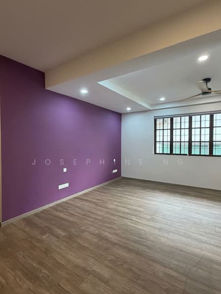 Eng Kong Garden, Eng Kong Garden, 4 Bedrooms, 2,713 sqft, Semi-Detached House For Rent, by Josephine Ng, 500117035 - Master Bedroom - PropertyGuru.com.sg